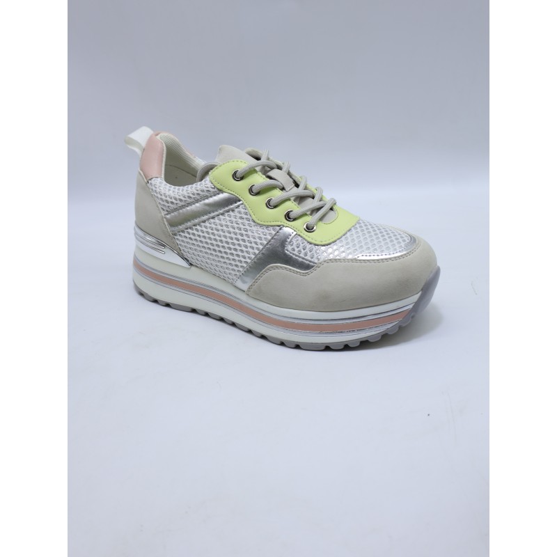BUTY DAMSKIE . SIZE: 36/41 (12 PAR/PACZKA) KOLOR JAK NA ZDZIĘCIU