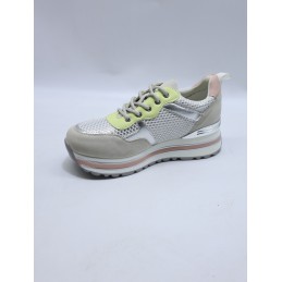 BUTY DAMSKIE . SIZE: 36/41 (12 PAR/PACZKA) KOLOR JAK NA ZDZIĘCIU