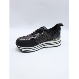 BUTY DAMSKIE . SIZE: 36/41 (12 PAR/PACZKA) KOLOR JAK NA ZDZIĘCIU