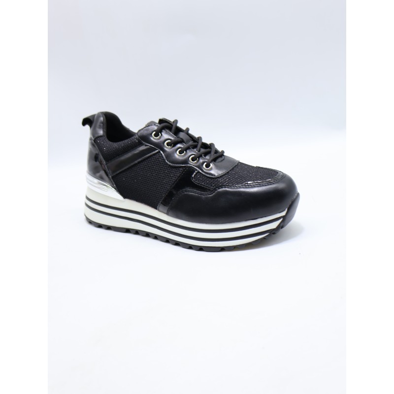 BUTY DAMSKIE . SIZE: 36/41 (12 PAR/PACZKA) KOLOR JAK NA ZDZIĘCIU