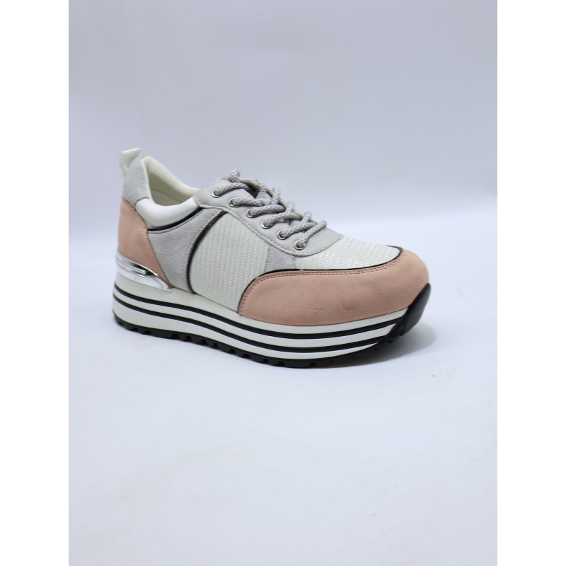 BUTY DAMSKIE . SIZE: 36/41 (12 PAR/PACZKA) KOLOR JAK NA ZDZIĘCIU