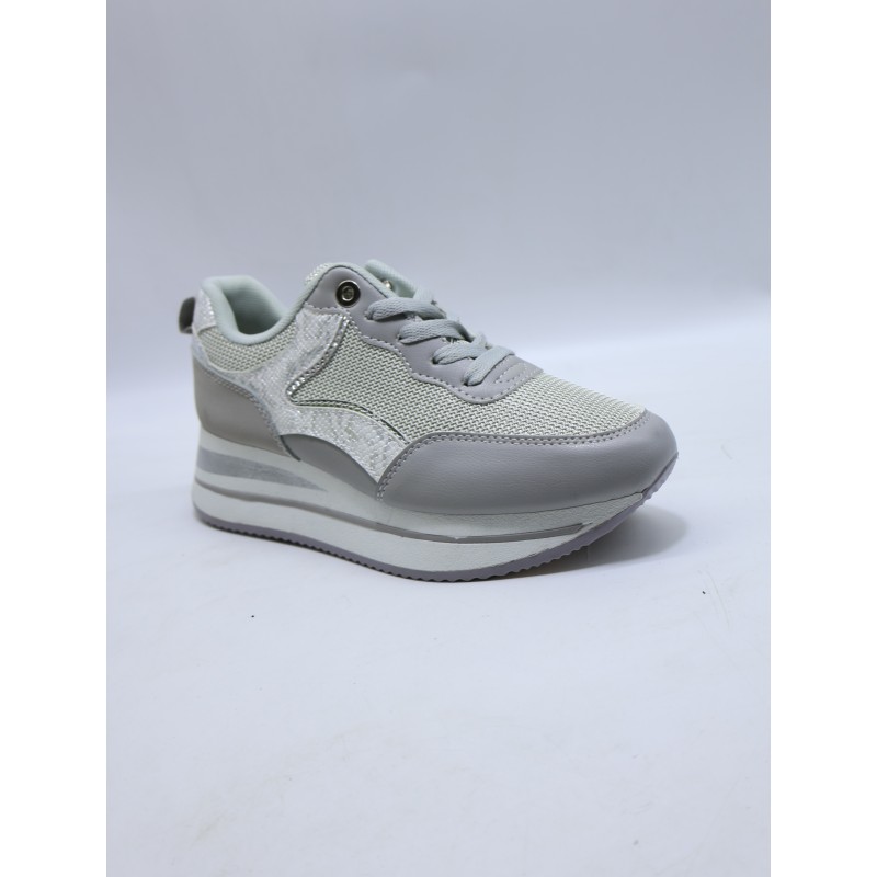 BUTY DAMSKIE . SIZE: 36/41 (12 PAR/PACZKA) KOLOR JAK NA ZDZIĘCIU