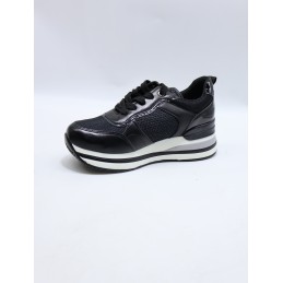 BUTY DAMSKIE . SIZE: 36/41 (12 PAR/PACZKA) KOLOR JAK NA ZDZIĘCIU