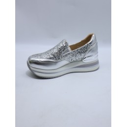 BUTY DAMSKIE . SIZE: 36/41 (12 PAR/PACZKA) KOLOR JAK NA ZDZIĘCIU