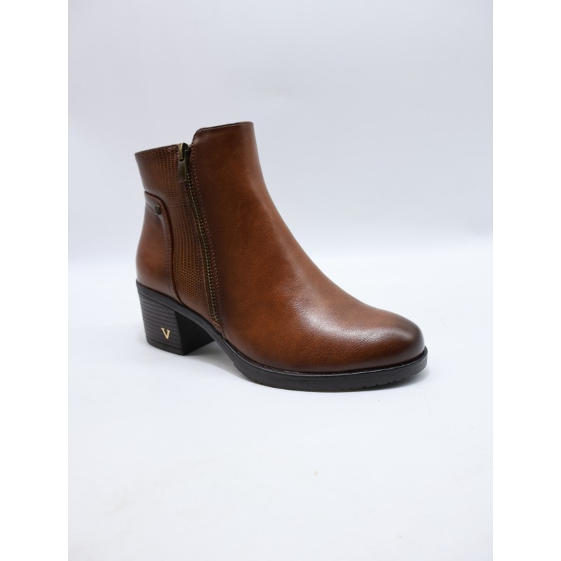 BUTY DAMSKIE . SIZE: 36/41 (12 PAR/PACZKA) KOLOR JAK NA ZDZIĘCIU