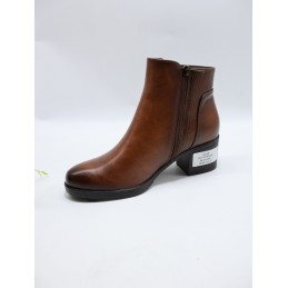 BUTY DAMSKIE . SIZE: 36/41 (12 PAR/PACZKA) KOLOR JAK NA ZDZIĘCIU