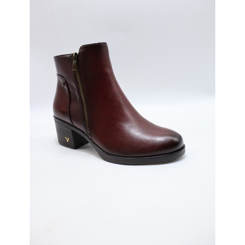 BUTY DAMSKIE . SIZE: 36/41 (12 PAR/PACZKA) KOLOR JAK NA ZDZIĘCIU
