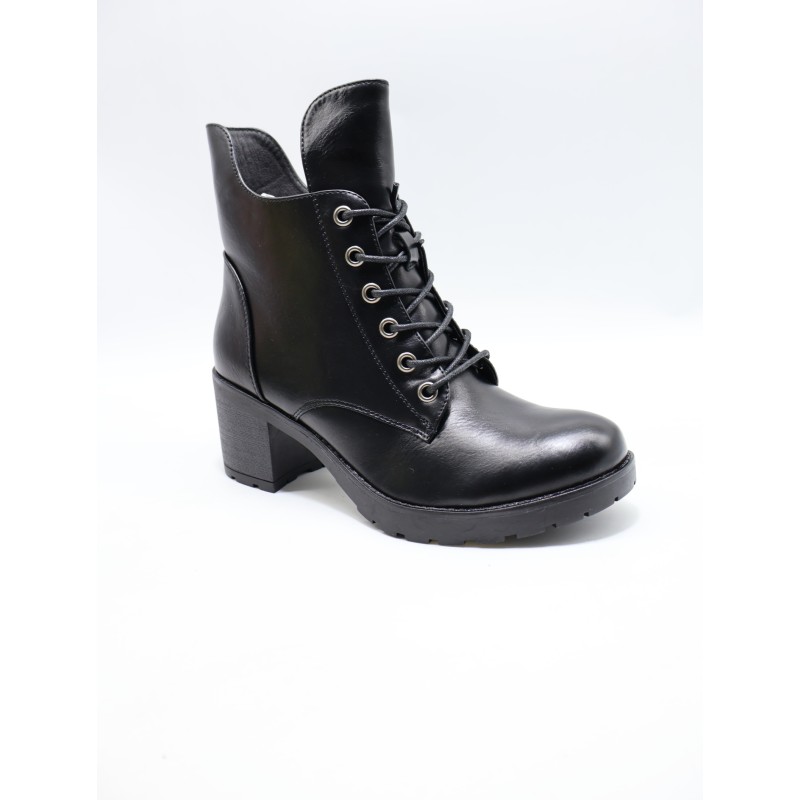 BUTY DAMSKIE . SIZE: 36/41 (12 PAR/PACZKA) KOLOR JAK NA ZDZIĘCIU