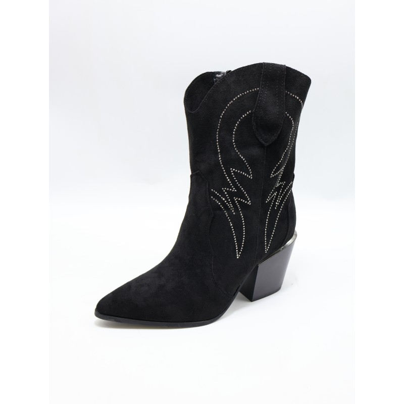 BOTKI DAMSKIE . SIZE: 36/41 (12 PAR/PACZKA) KOLOR JAK NA ZDZIĘCIU