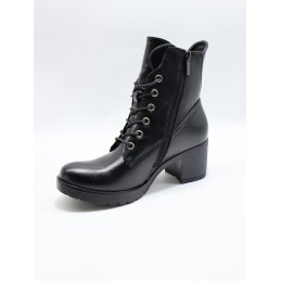 BUTY DAMSKIE . SIZE: 36/41 (12 PAR/PACZKA) KOLOR JAK NA ZDZIĘCIU