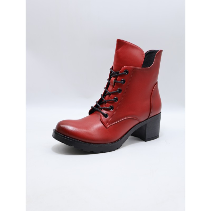BUTY DAMSKIE . SIZE: 36/41 (12 PAR/PACZKA) KOLOR JAK NA ZDZIĘCIU