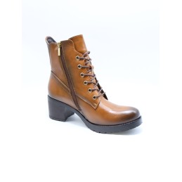 BUTY DAMSKIE . SIZE: 36/41 (12 PAR/PACZKA) KOLOR JAK NA ZDZIĘCIU