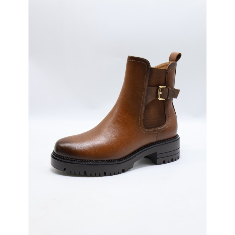 BUTY DAMSKIE . SIZE: 36/41 (12 PAR/PACZKA) KOLOR JAK NA ZDZIĘCIU