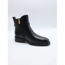 BUTY DAMSKIE . SIZE: 36/41 (12 PAR/PACZKA) KOLOR JAK NA ZDZIĘCIU