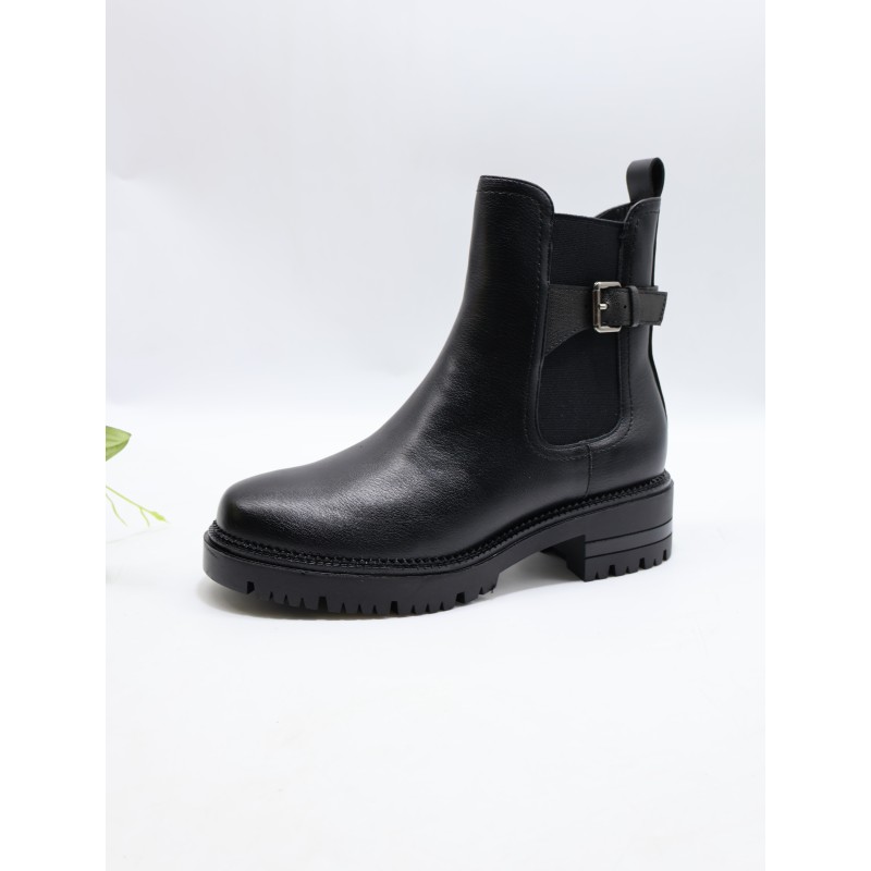 BUTY DAMSKIE . SIZE: 36/41 (12 PAR/PACZKA) KOLOR JAK NA ZDZIĘCIU