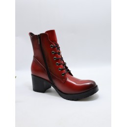 BUTY DAMSKIE . SIZE: 36/41 (12 PAR/PACZKA) KOLOR JAK NA ZDZIĘCIU
