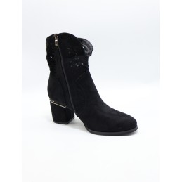 BUTY DAMSKIE . SIZE: 36/41 (12 PAR/PACZKA) KOLOR JAK NA ZDZIĘCIU