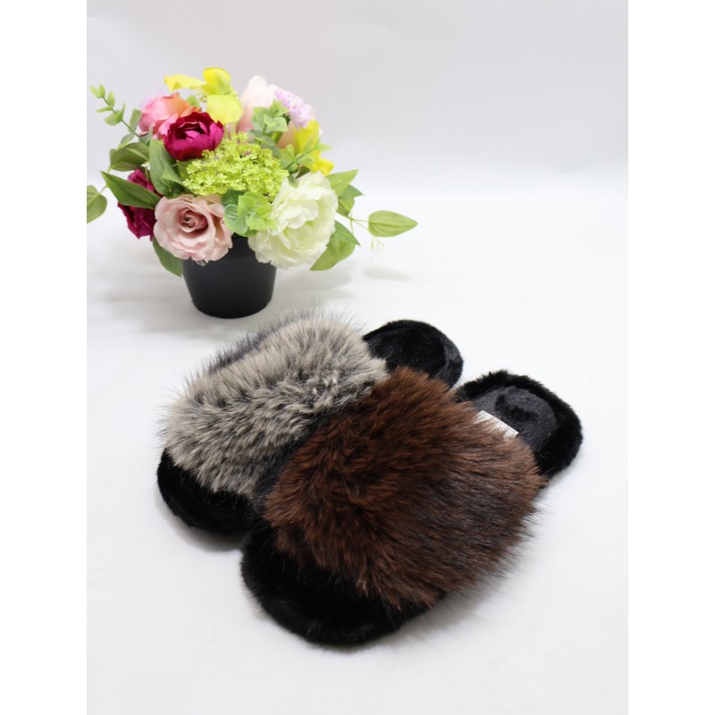 KAPCIE DAMSKIE . SIZE: 36/41 (36 PAR/PACZKA) KOLOR JAK NA ZDZIĘCIU