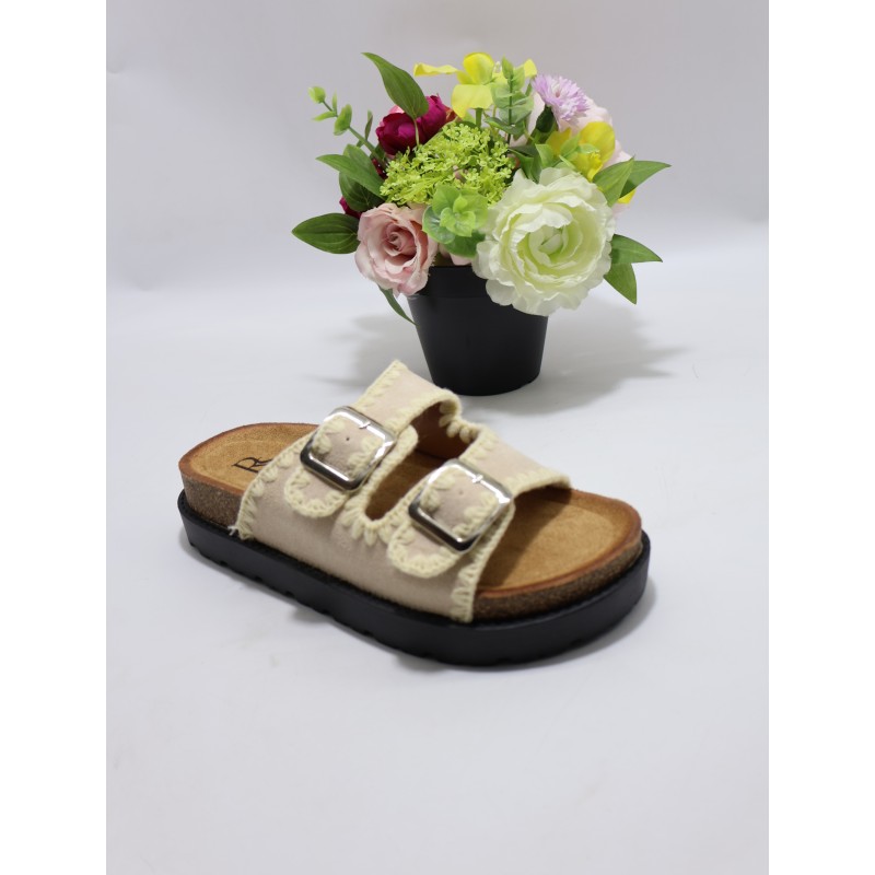 KLAPKI DAMSKIE. SIZE 36-41 (12 PAR/PACZKA) KOLOR JAK NA ZDZIĘCIU