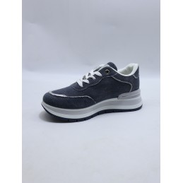 BUTY DAMSKIE . SIZE: 36/41 (12 PAR/PACZKA) KOLOR JAK NA ZDZIĘCIU