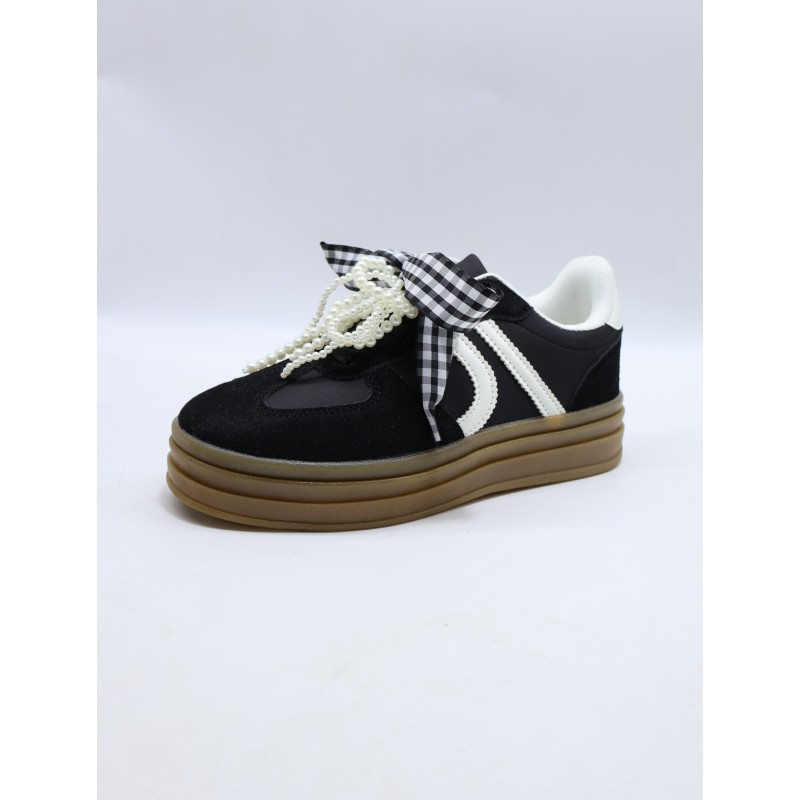BUTY DAMSKIE . SIZE: 36/41 (12 PAR/PACZKA) KOLOR JAK NA ZDZIĘCIU