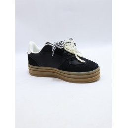 BUTY DAMSKIE . SIZE: 36/41 (12 PAR/PACZKA) KOLOR JAK NA ZDZIĘCIU