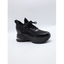 BUTY DAMSKIE . SIZE: 36/41 (12 PAR/PACZKA) KOLOR JAK NA ZDZIĘCIU