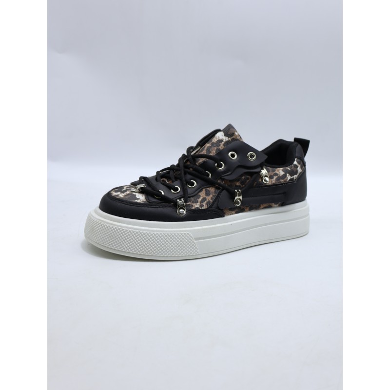BUTY DAMSKIE . SIZE: 36/41 (12 PAR/PACZKA) KOLOR JAK NA ZDZIĘCIU