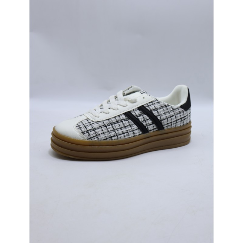 BUTY DAMSKIE . SIZE: 36/41 (12 PAR/PACZKA) KOLOR JAK NA ZDZIĘCIU