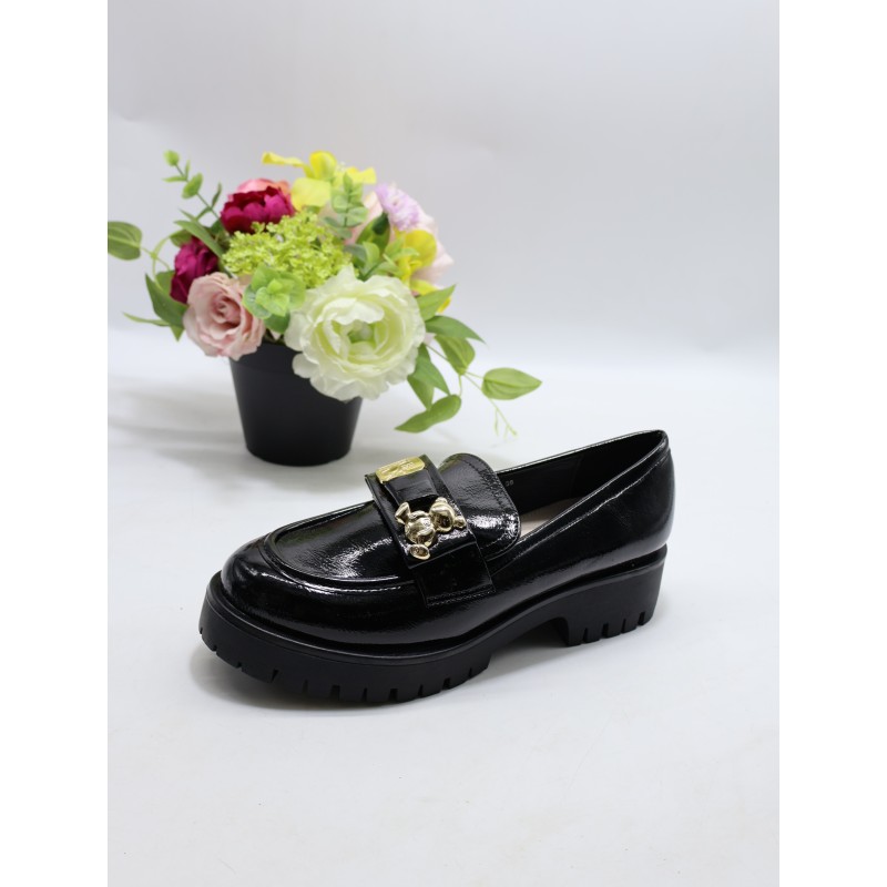 BUTY DAMSKIE . SIZE: 36/41 (8 PAR/PACZKA) KOLOR JAK NA ZDZIĘCIU