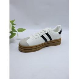 BUTY DAMSKIE . SIZE: 36-41 (12 PAR/PACZKA) KOLOR JAK NA ZDZIĘCIU