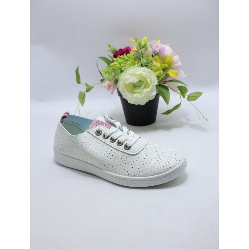 BUTY DAMSKIE . SIZE: 36-41 (12 PAR/PACZKA) KOLOR JAK NA ZDZIĘCIU
