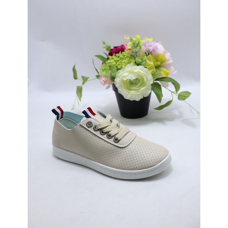 BUTY DAMSKIE . SIZE: 36-41 (12 PAR/PACZKA) KOLOR JAK NA ZDZIĘCIU