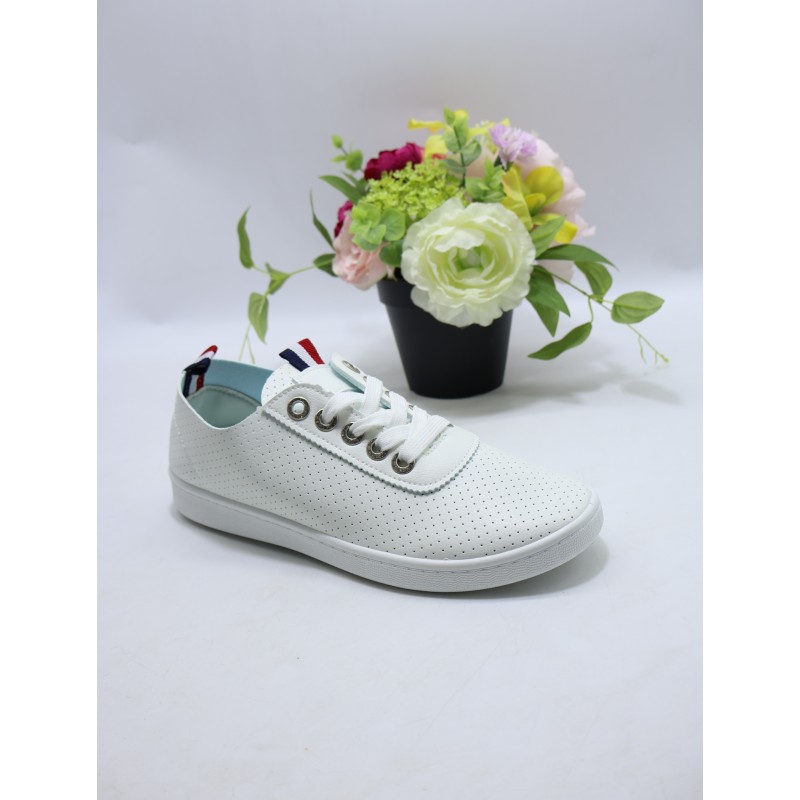 BUTY DAMSKIE . SIZE: 36-41 (12 PAR/PACZKA) KOLOR JAK NA ZDZIĘCIU