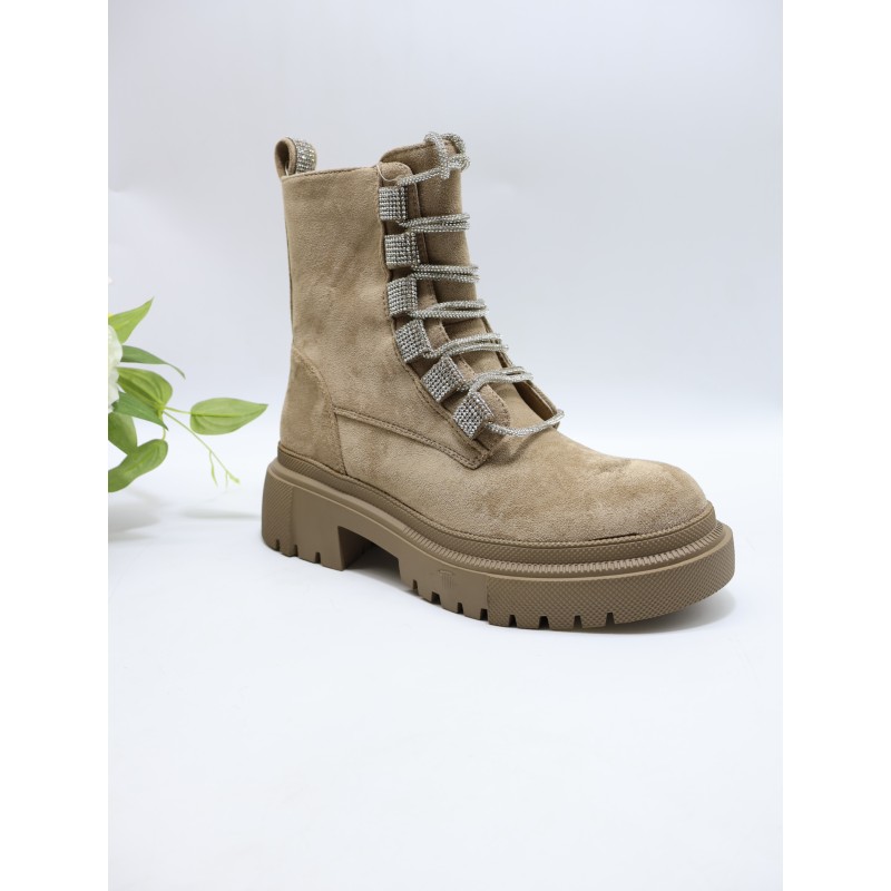 BUTY DAMSKIE . SIZE: 36-41 (12 PAR/PACZKA) KOLOR JAK NA ZDZIĘCIU