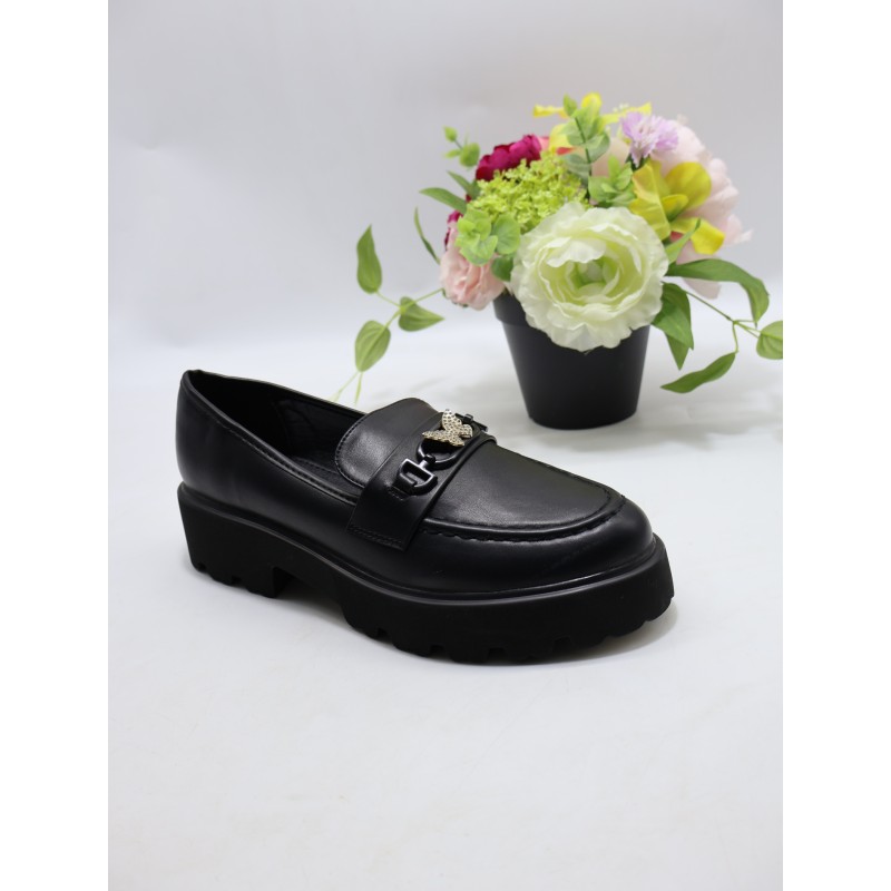 BUTY DAMSKIE . SIZE: 36-41 (12 PAR/PACZKA) KOLOR JAK NA ZDZIĘCIU