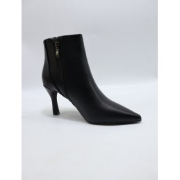 BUTY DAMSKIE . SIZE: 36-41 (12 PAR/PACZKA) KOLOR JAK NA ZDZIĘCIU