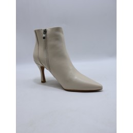 BUTY DAMSKIE . SIZE: 36-41 (12 PAR/PACZKA) KOLOR JAK NA ZDZIĘCIU
