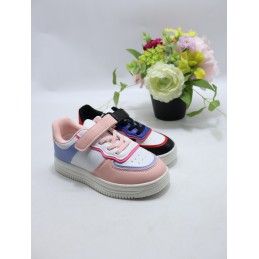 BUTY DZIECIĘCE . SIZE: 31-36 (18 PAR/PACZKA) KOLOR JAK NA ZDZIĘCIU