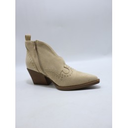 BUTY DAMSKIE . SIZE: 36-41 (12 PAR/PACZKA) KOLOR JAK NA ZDZIĘCIU