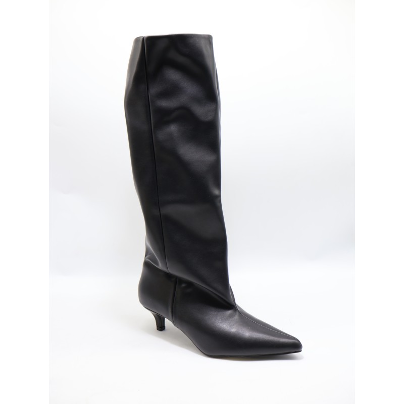 BOTKI DAMSKIE . SIZE: 36-41 (12 PAR/PACZKA) KOLOR JAK NA ZDZIĘCIU