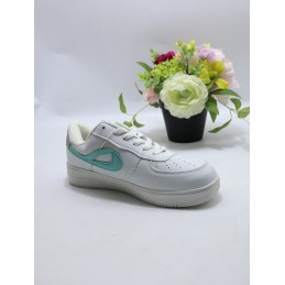 BUTY DAMSKIE . SIZE: 36-41 (12 PAR/PACZKA) KOLOR JAK NA ZDZIĘCIU