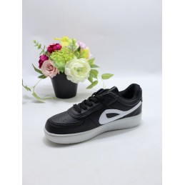 BUTY DAMSKIE . SIZE: 36-41 (12 PAR/PACZKA) KOLOR JAK NA ZDZIĘCIU
