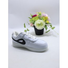 BUTY DAMSKIE . SIZE: 36-41 (12 PAR/PACZKA) KOLOR JAK NA ZDZIĘCIU