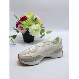 BUTY DAMSKIE . SIZE: 36-41 (12 PAR/PACZKA) KOLOR JAK NA ZDZIĘCIU