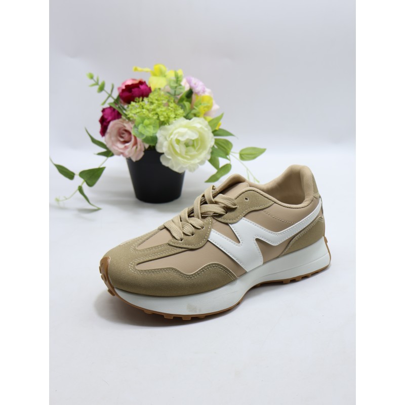 BUTY DAMSKIE . SIZE: 36-41 (12 PAR/PACZKA) KOLOR JAK NA ZDZIĘCIU