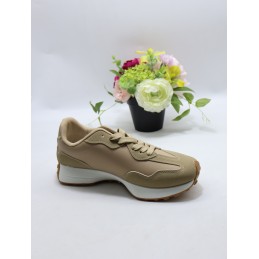 BUTY DAMSKIE . SIZE: 36-41 (12 PAR/PACZKA) KOLOR JAK NA ZDZIĘCIU