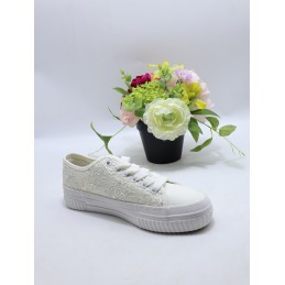 BUTY DAMSKIE . SIZE: 36-41 (12 PAR/PACZKA) KOLOR JAK NA ZDZIĘCIU