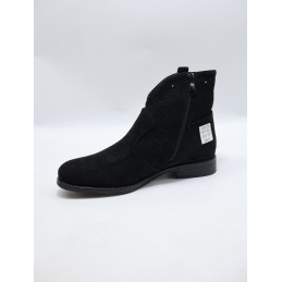 BUTY DAMSKIE . SIZE: 36-41 (12 PAR/PACZKA) KOLOR JAK NA ZDZIĘCIU