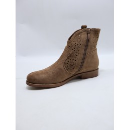 BUTY DAMSKIE . SIZE: 36-41 (12 PAR/PACZKA) KOLOR JAK NA ZDZIĘCIU